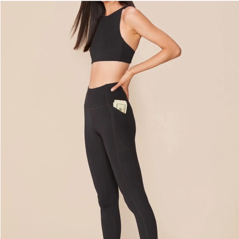 Girlfriend Collective Black Topanga Sports Bra Sz M - Picture 3 of 6